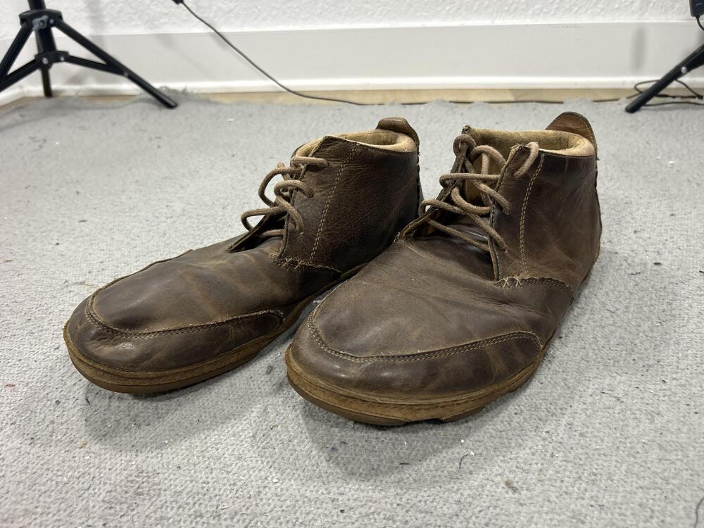 OluKai Kamuela Chukka Boots Mens Size 13 Brown Leather Ankle Casual Comfort